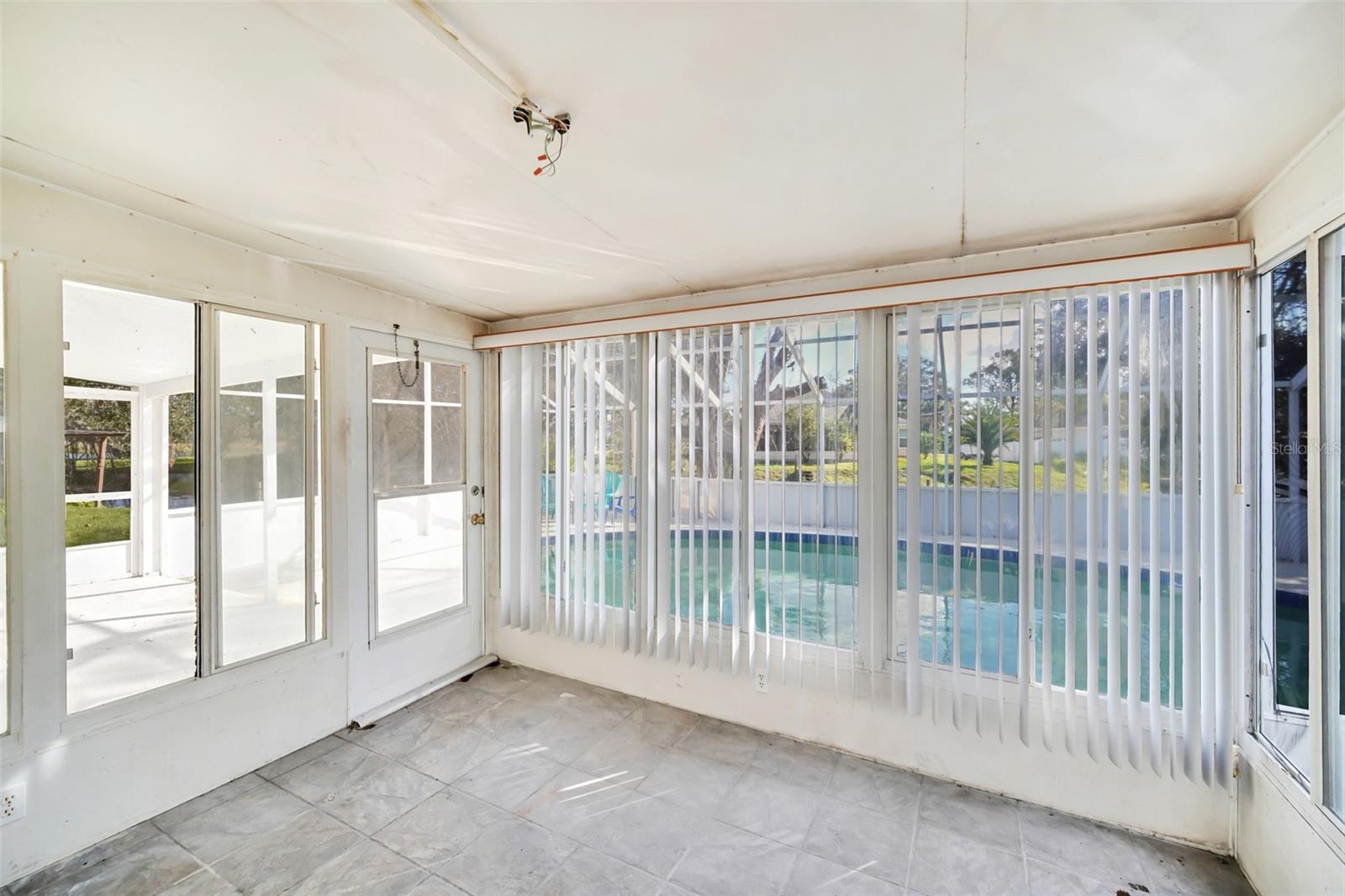 Image 14 of 18 For 5 Ocale Way 