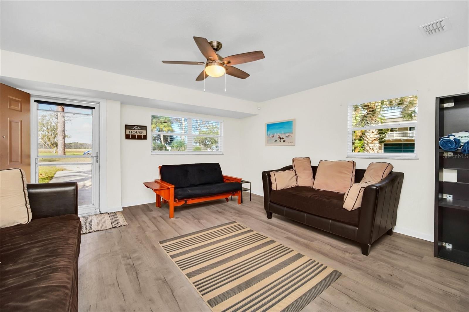 Image 4 of 18 For 5 Ocale Way 