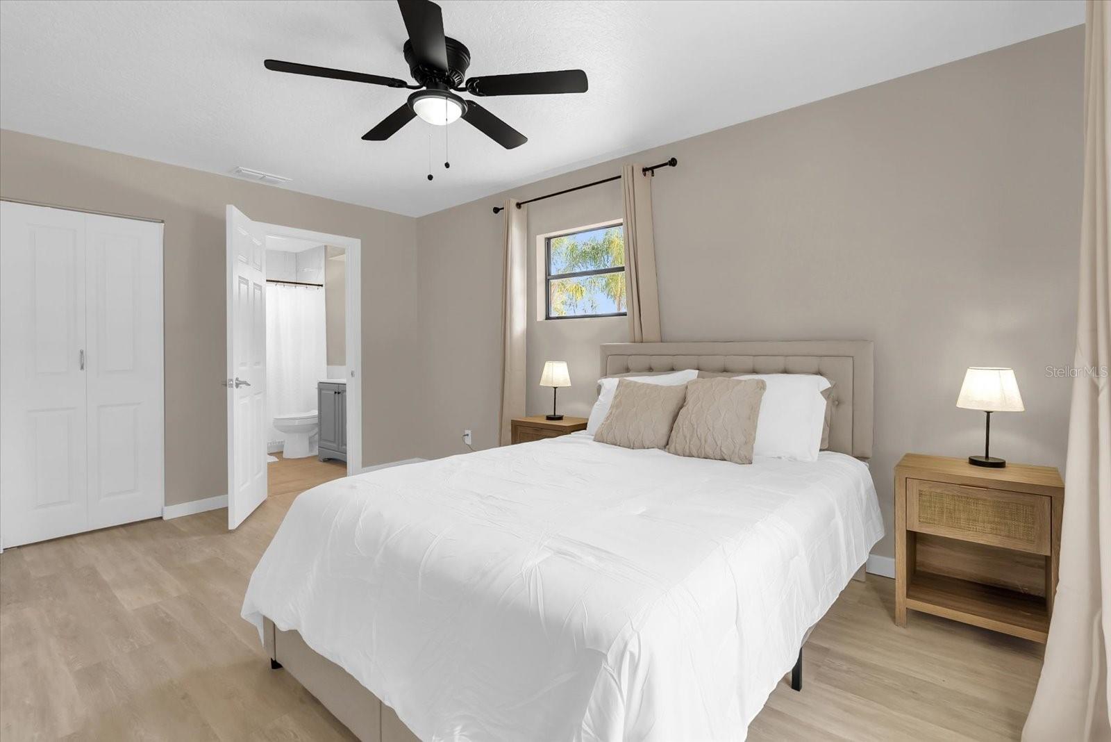 Image 12 of 25 For 4840 Mango Avenue