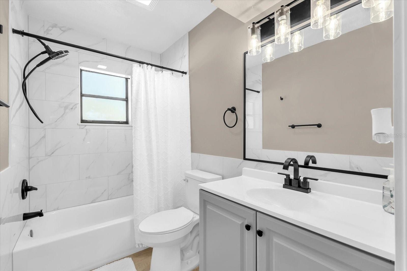 Image 13 of 25 For 4840 Mango Avenue