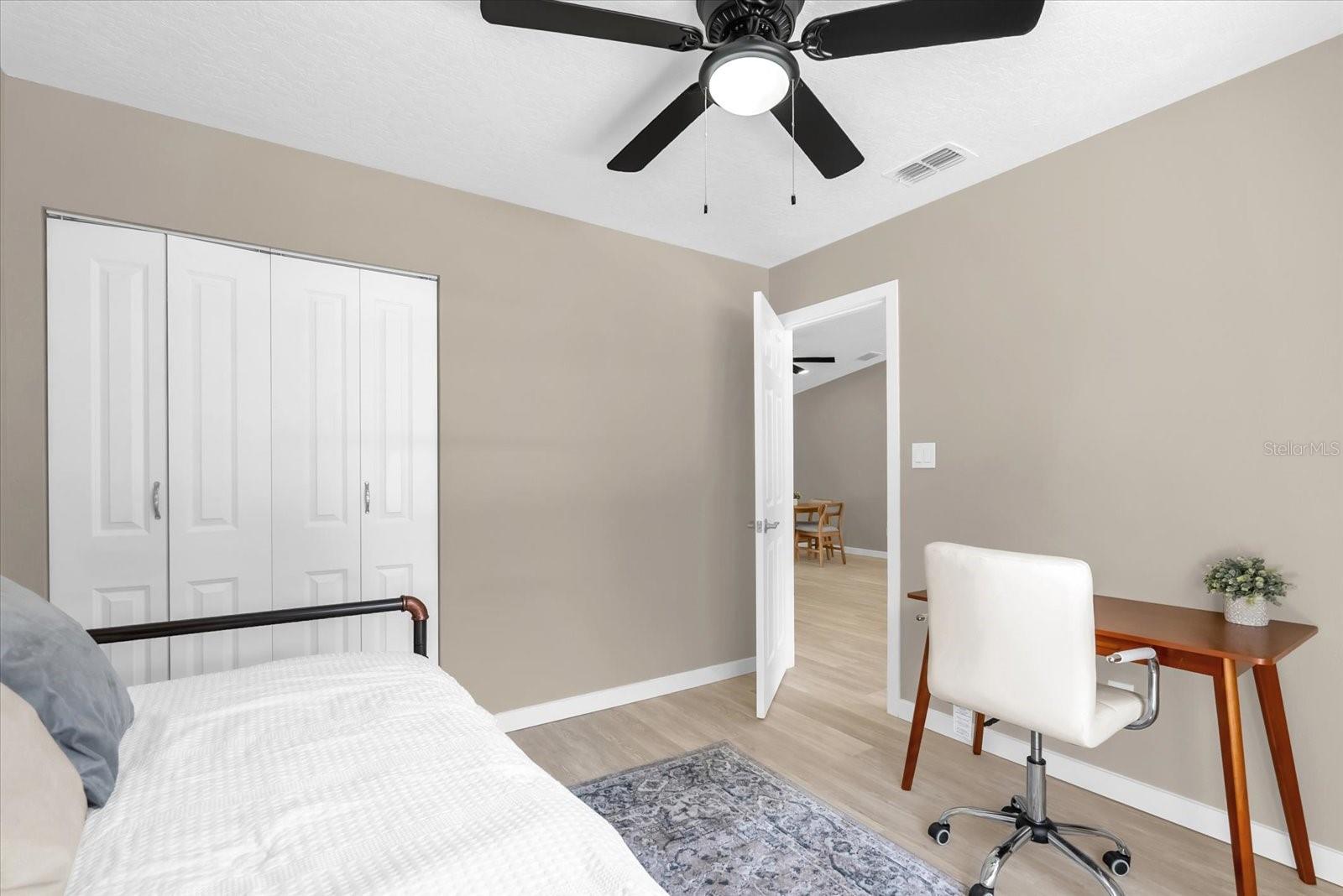 Image 15 of 25 For 4840 Mango Avenue