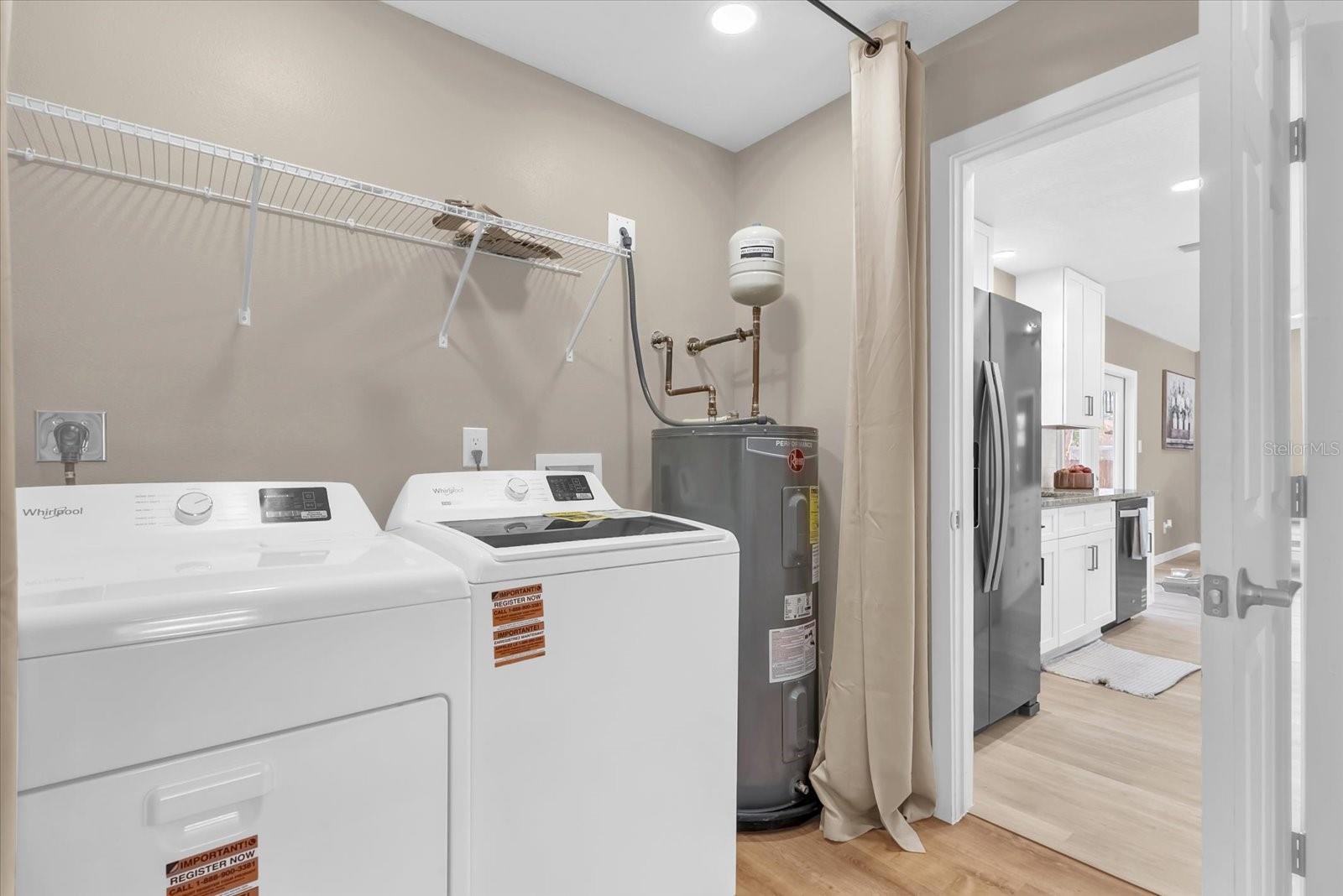 Image 19 of 25 For 4840 Mango Avenue