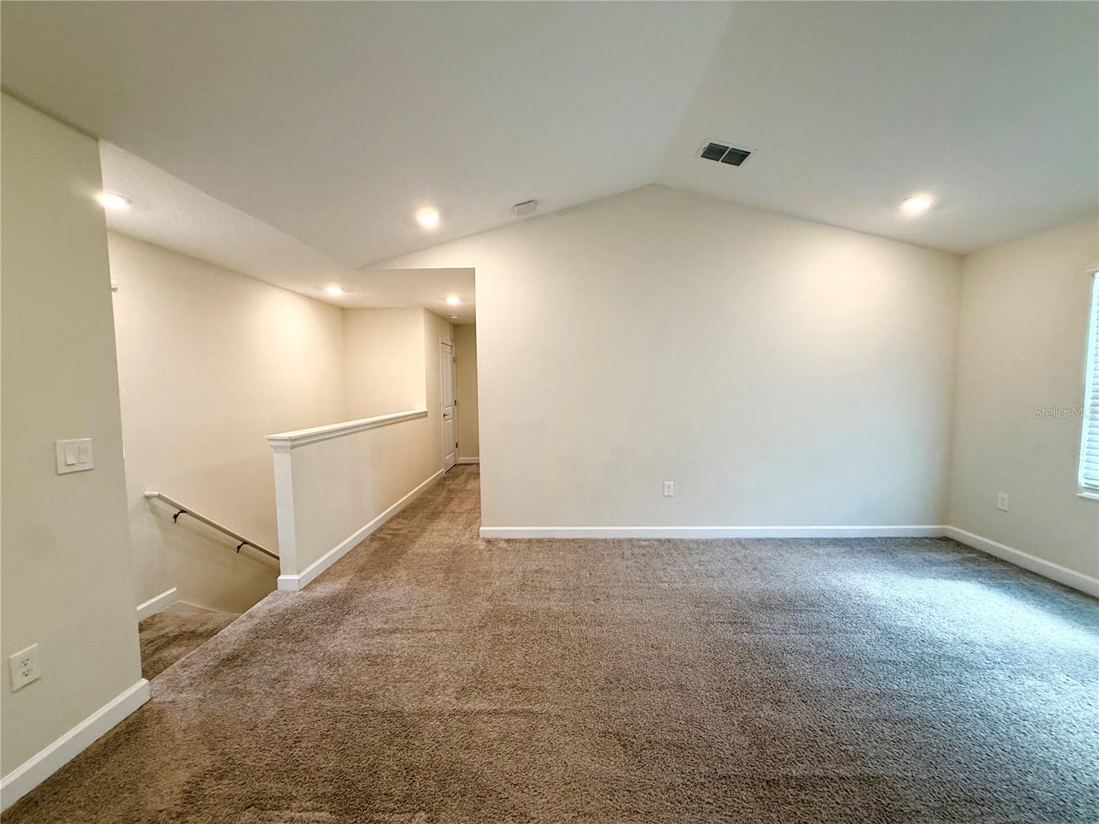 Image 14 of 19 For 16117 Water Spring Boulevard