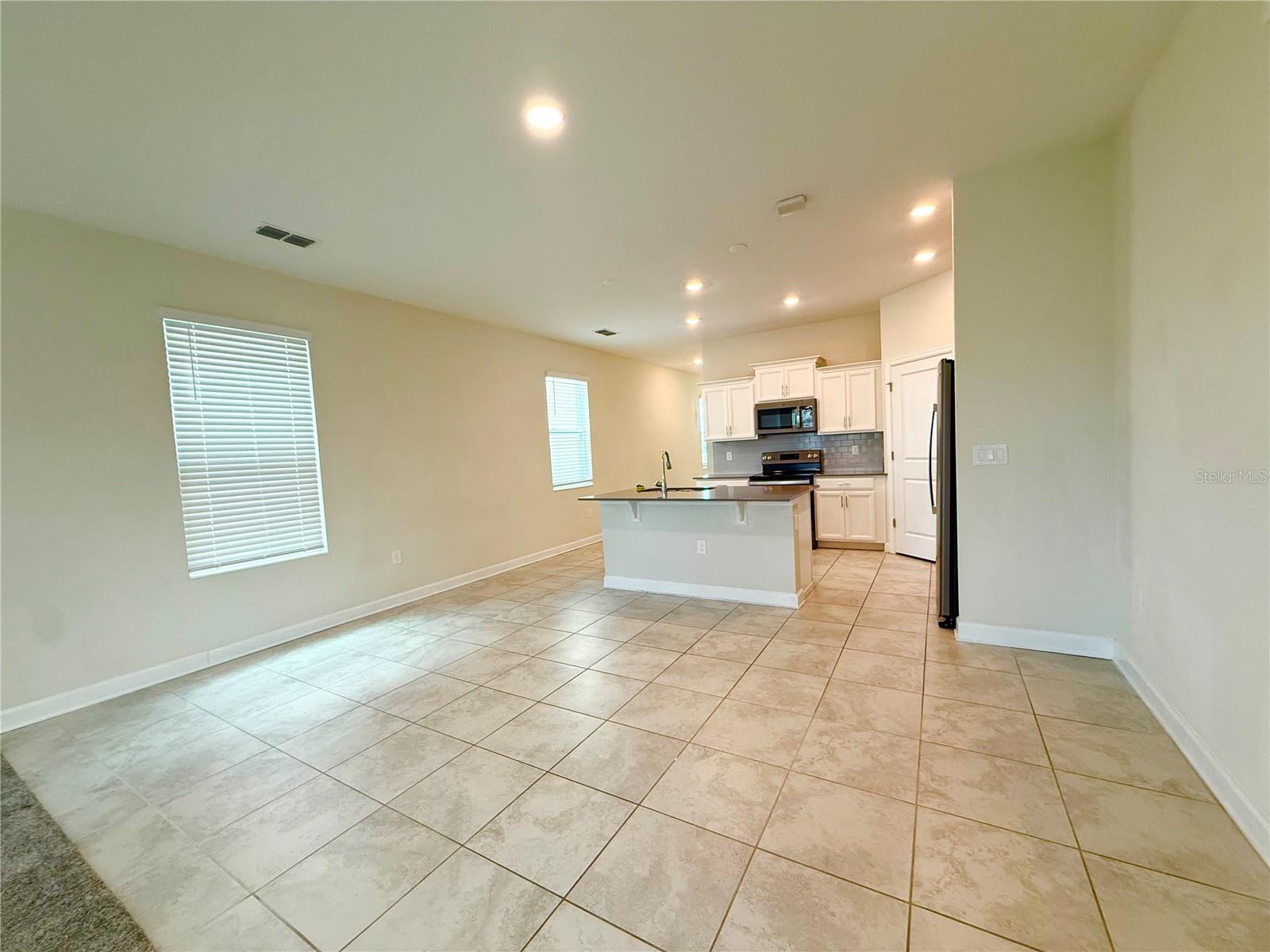 Image 4 of 19 For 16117 Water Spring Boulevard