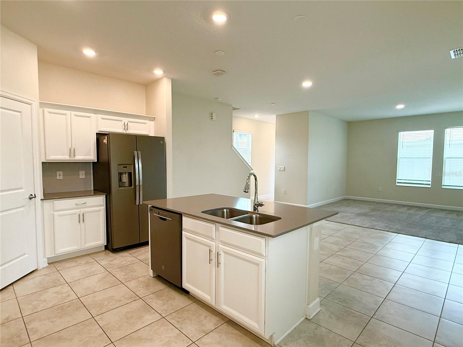 Image 7 of 19 For 16117 Water Spring Boulevard