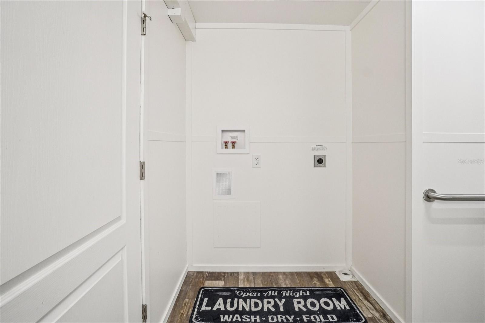 Image 10 of 18 For 808 124th Avenue