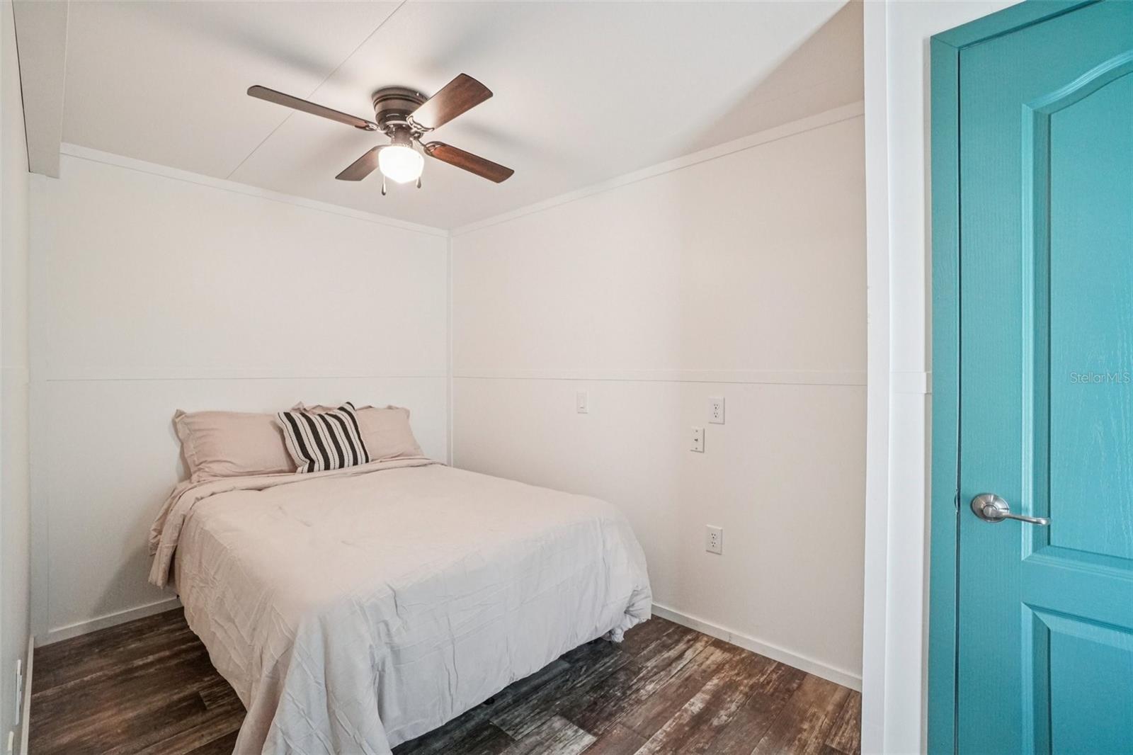 Image 12 of 18 For 808 124th Avenue