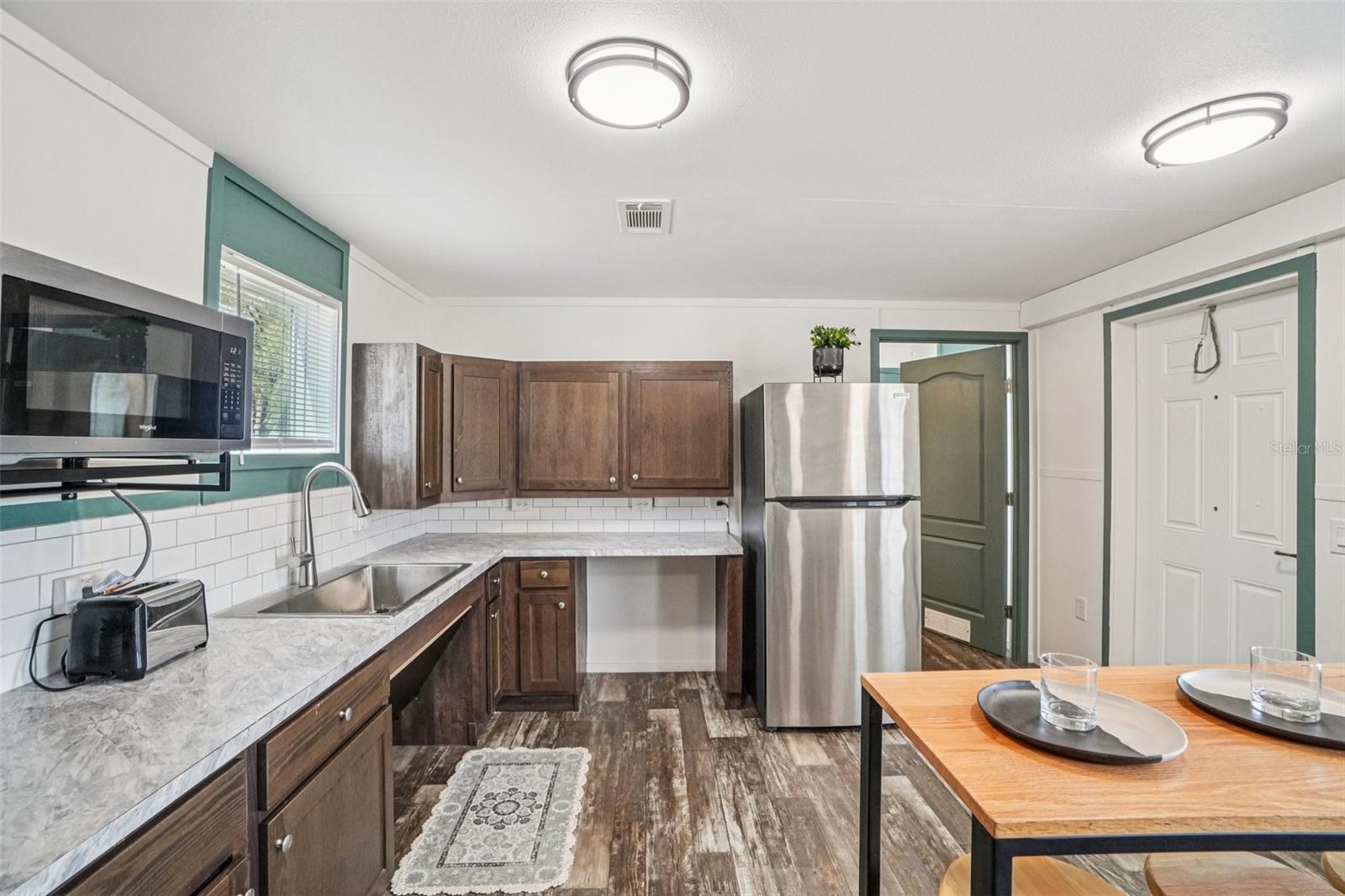 Image 8 of 18 For 808 124th Avenue