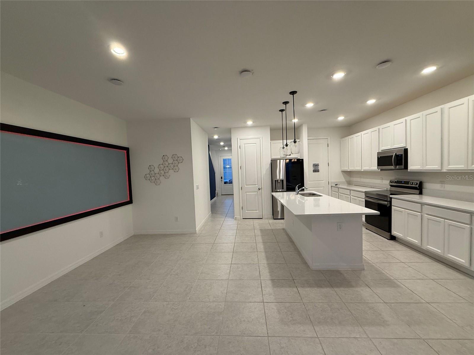 Image 11 of 17 For 831 Longboat Drive