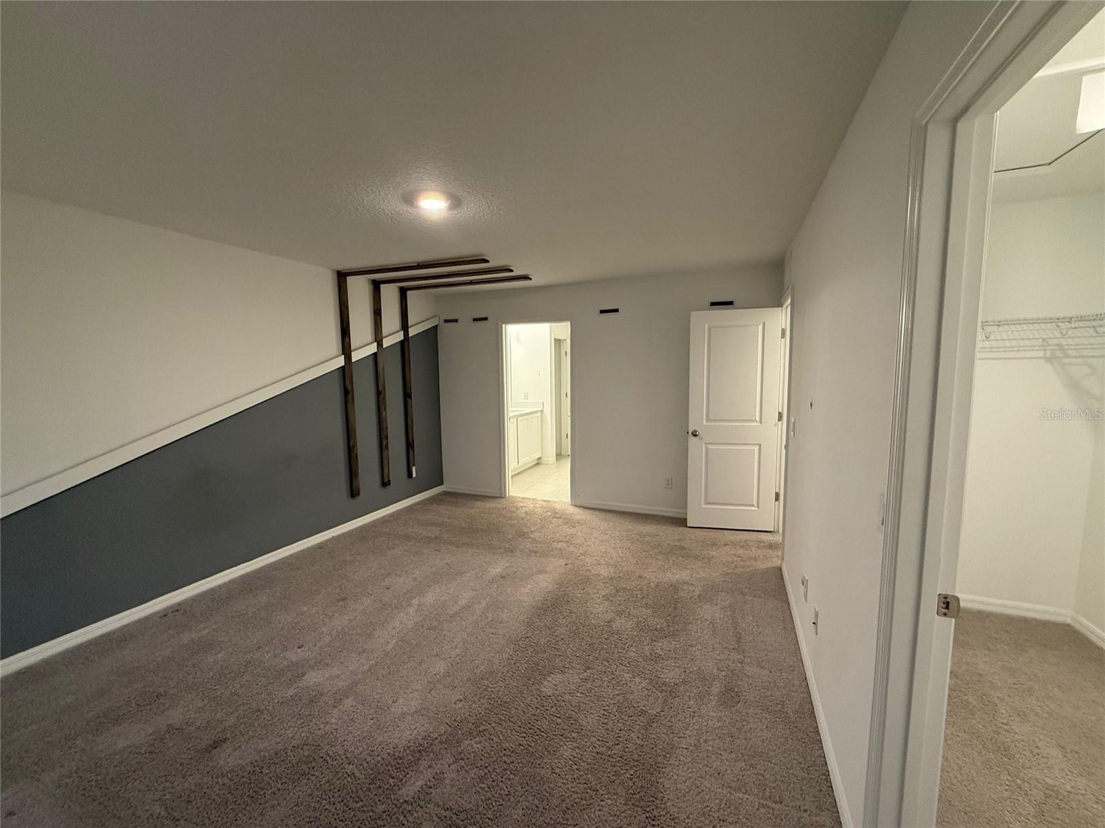 Image 15 of 17 For 831 Longboat Drive