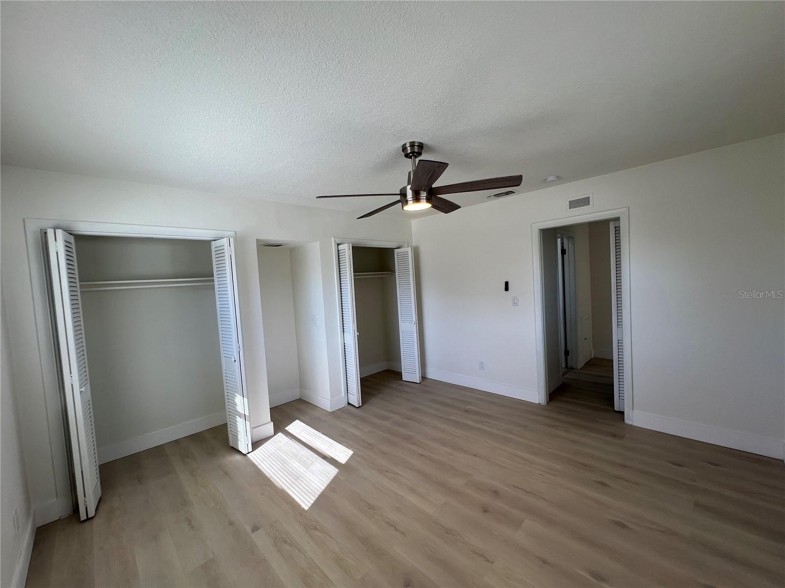 Image 32 of 63 For 2502 Tropical Shores Drive Se