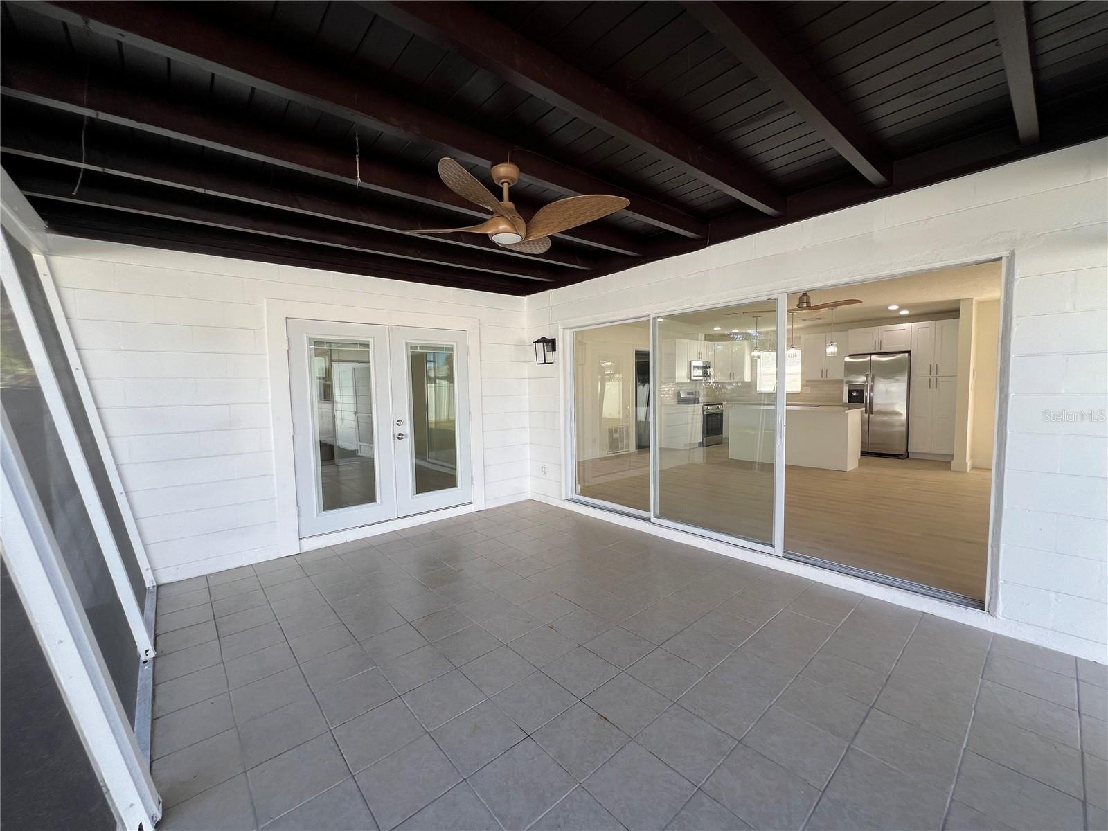 Image 36 of 63 For 2502 Tropical Shores Drive Se