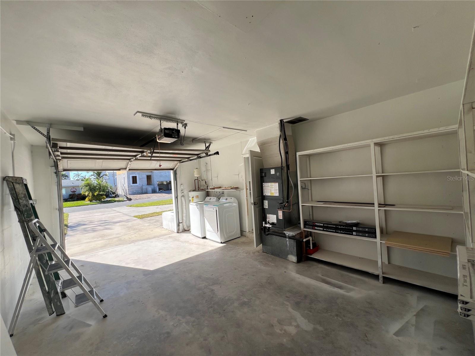 Image 42 of 63 For 2502 Tropical Shores Drive Se