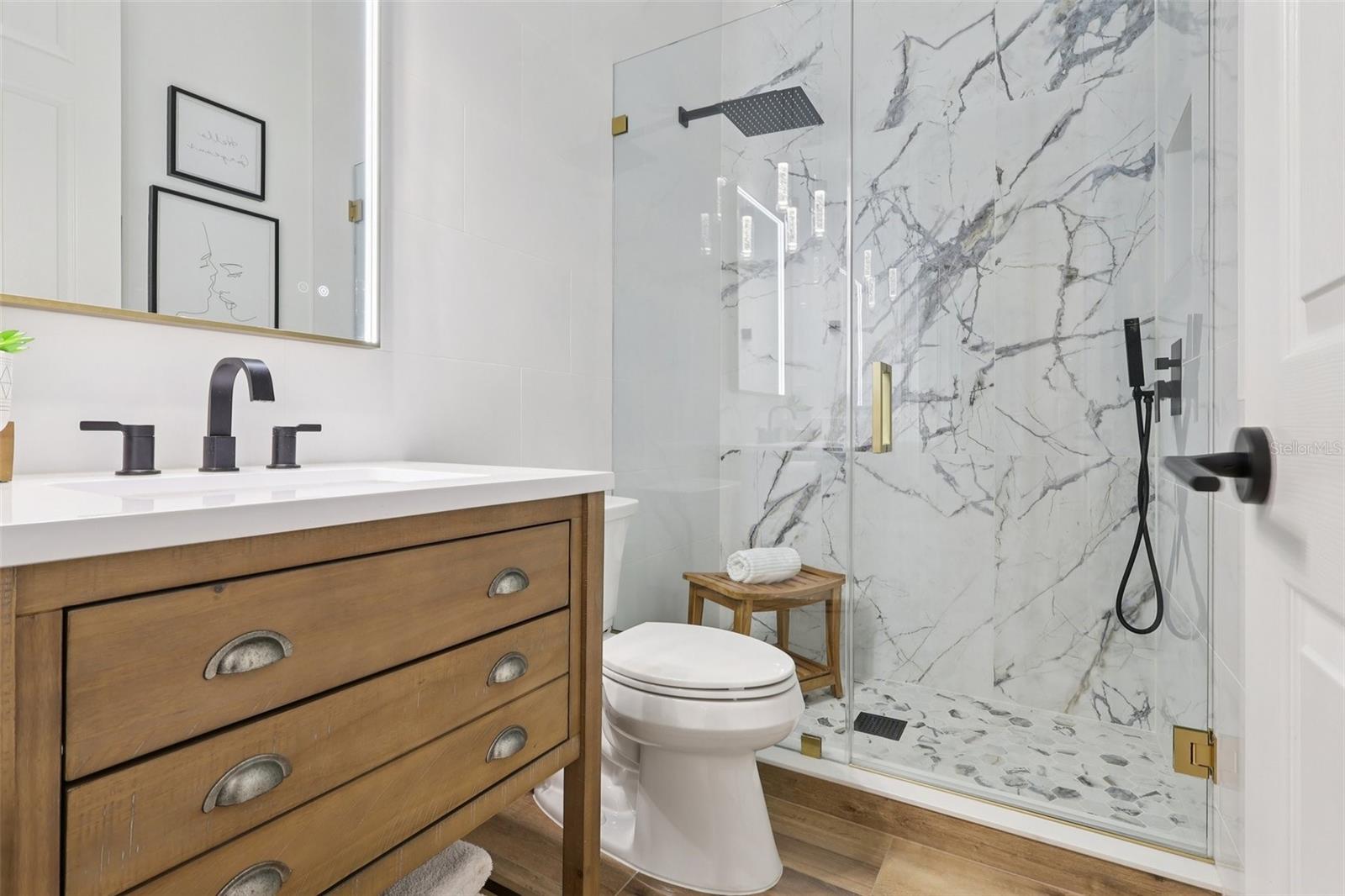 Image 25 of 67 For 5926 Blakeford Drive