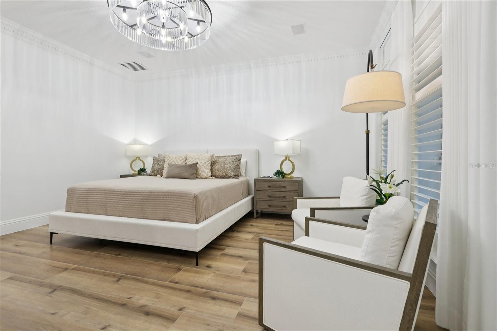 Image 32 of 67 For 5926 Blakeford Drive