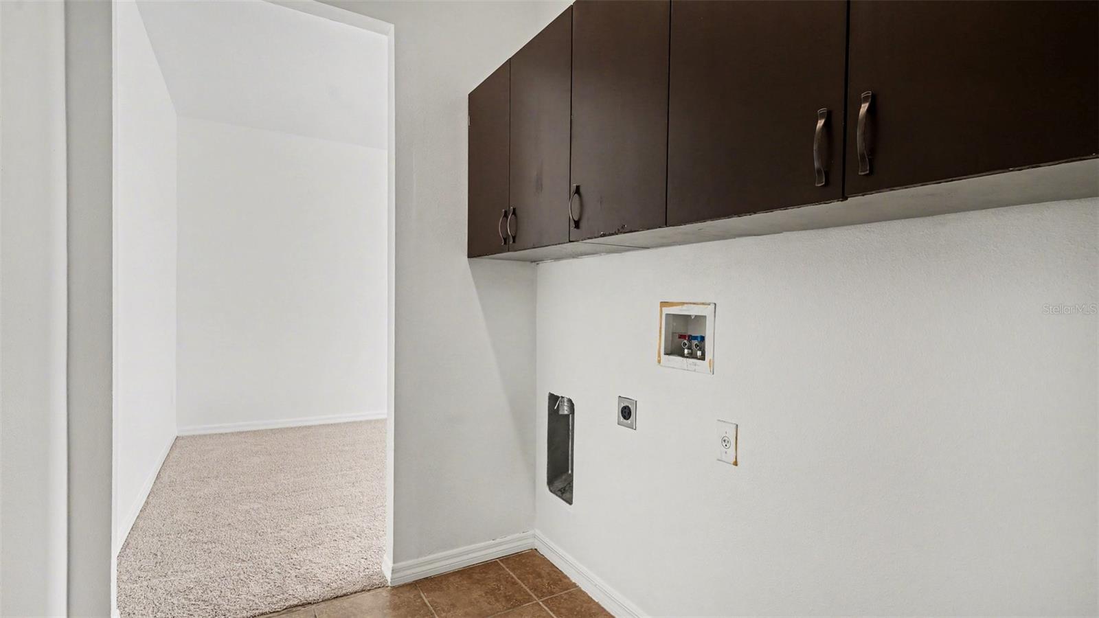 Image 17 of 40 For 9033 Sienna Moss Lane