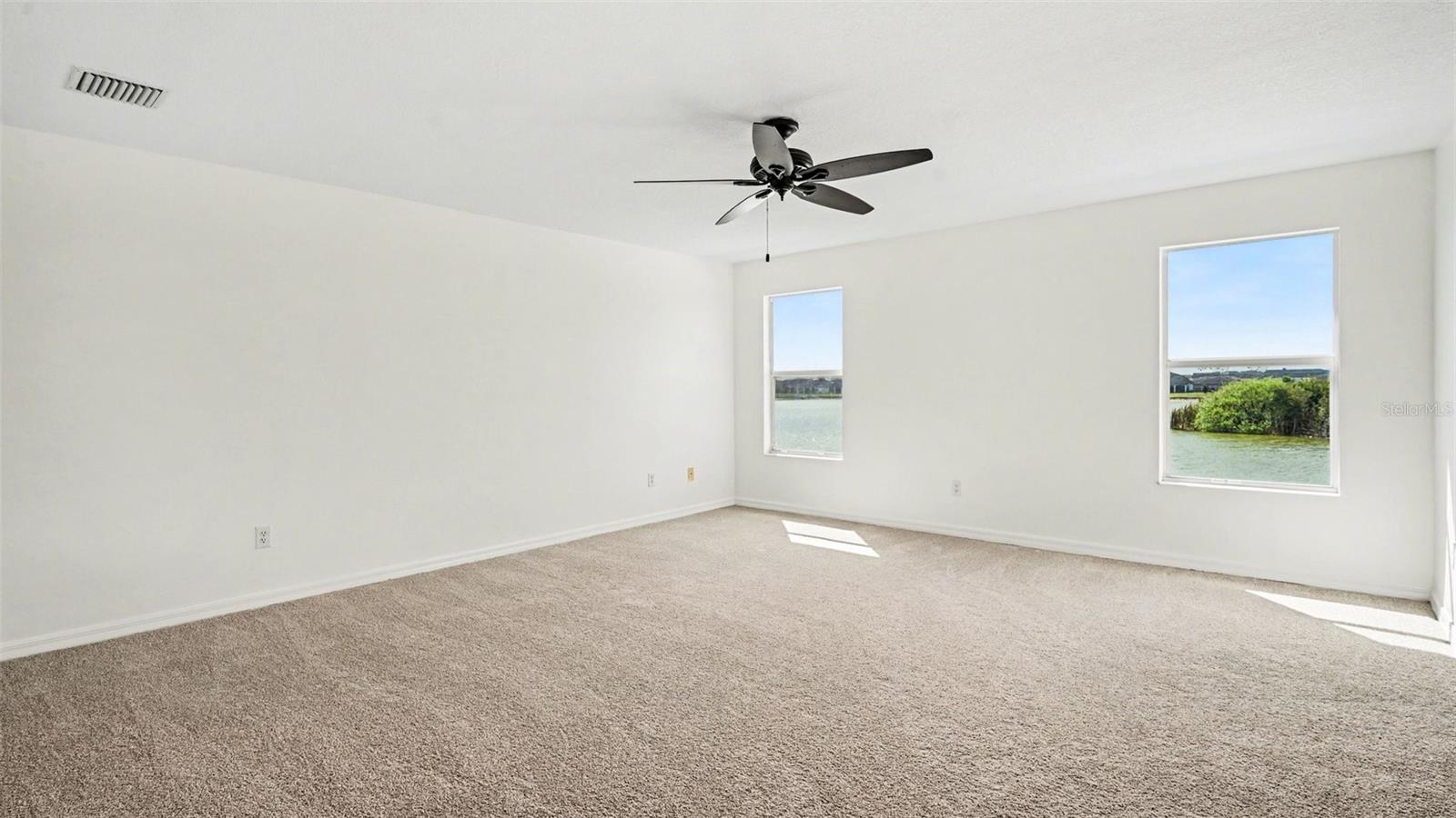 Image 22 of 40 For 9033 Sienna Moss Lane