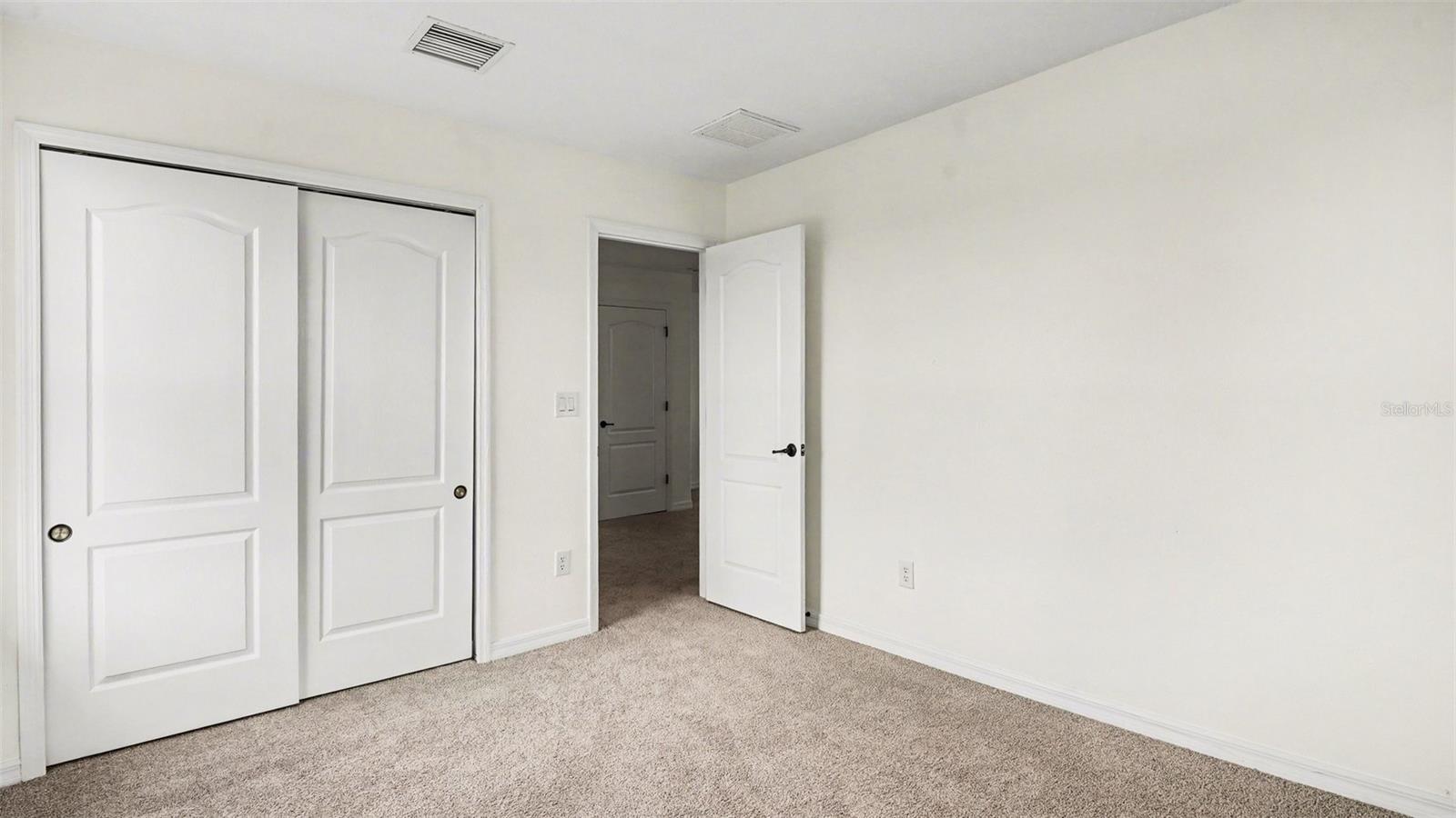 Image 33 of 40 For 9033 Sienna Moss Lane