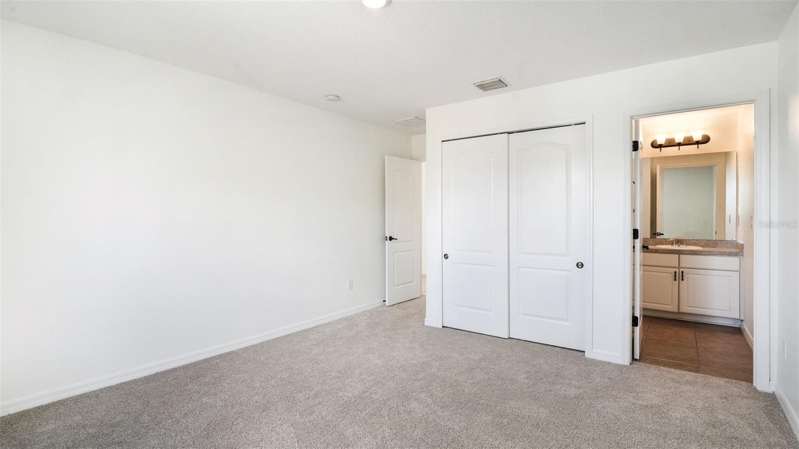 Image 35 of 40 For 9033 Sienna Moss Lane