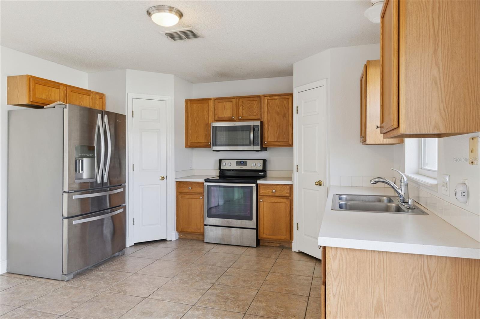 Image 11 of 39 For 11245 Dacre Lane