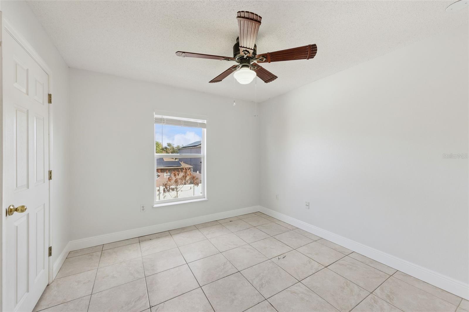 Image 21 of 39 For 11245 Dacre Lane