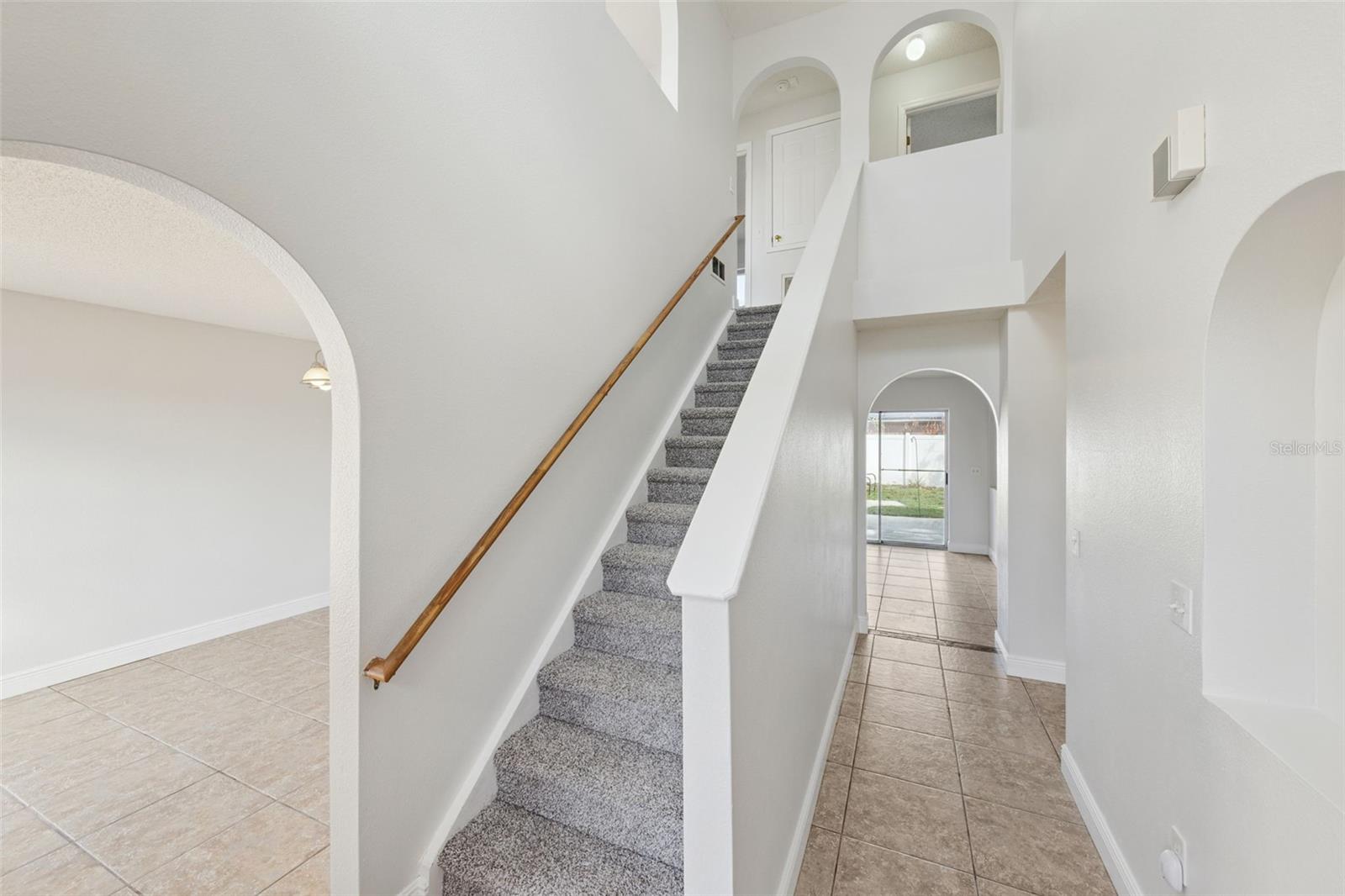 Image 5 of 39 For 11245 Dacre Lane