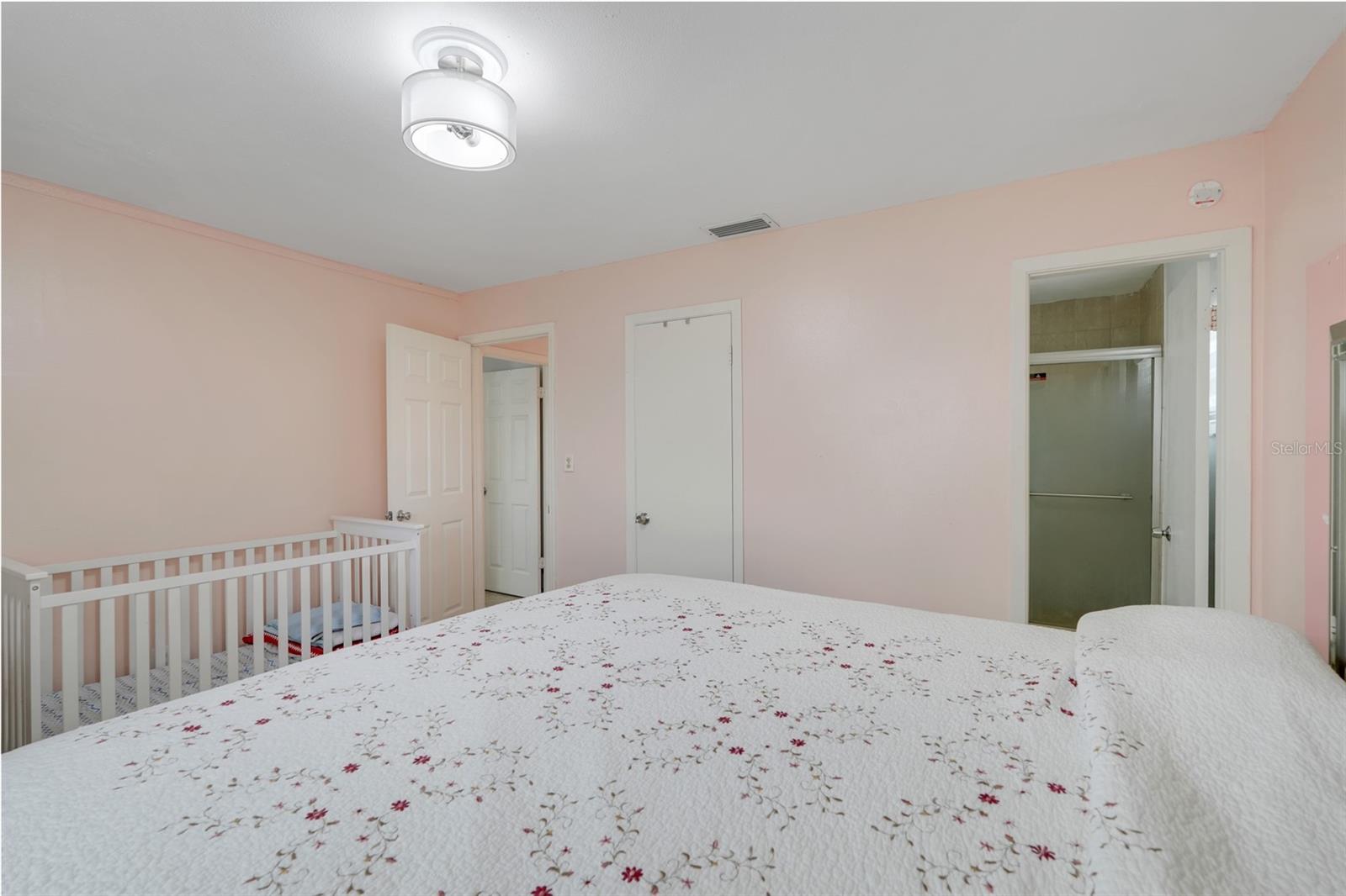 Image 18 of 41 For 1126 Orwell Avenue