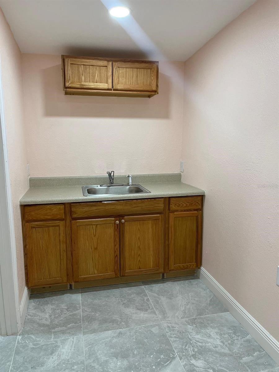 Image 38 of 41 For 1126 Orwell Avenue