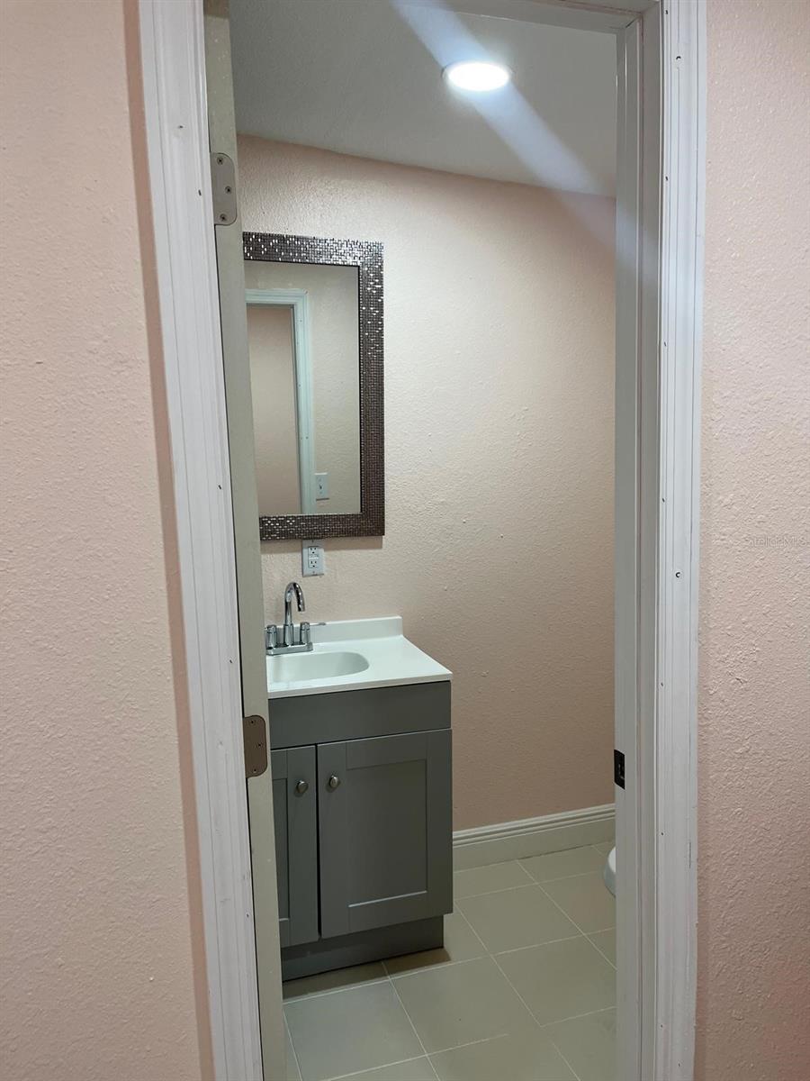 Image 39 of 41 For 1126 Orwell Avenue