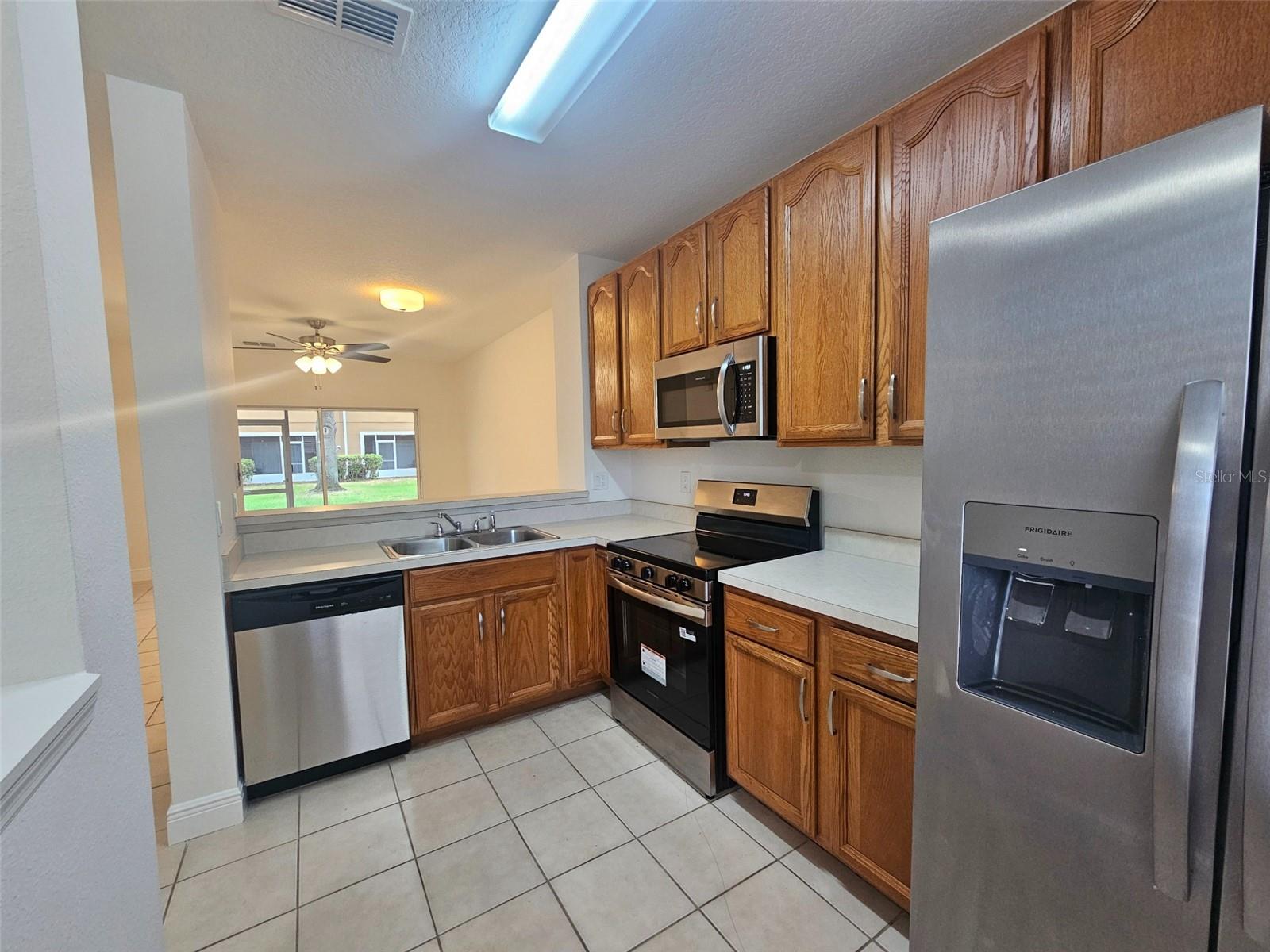 Image 10 of 24 For 136 Weymouth Drive