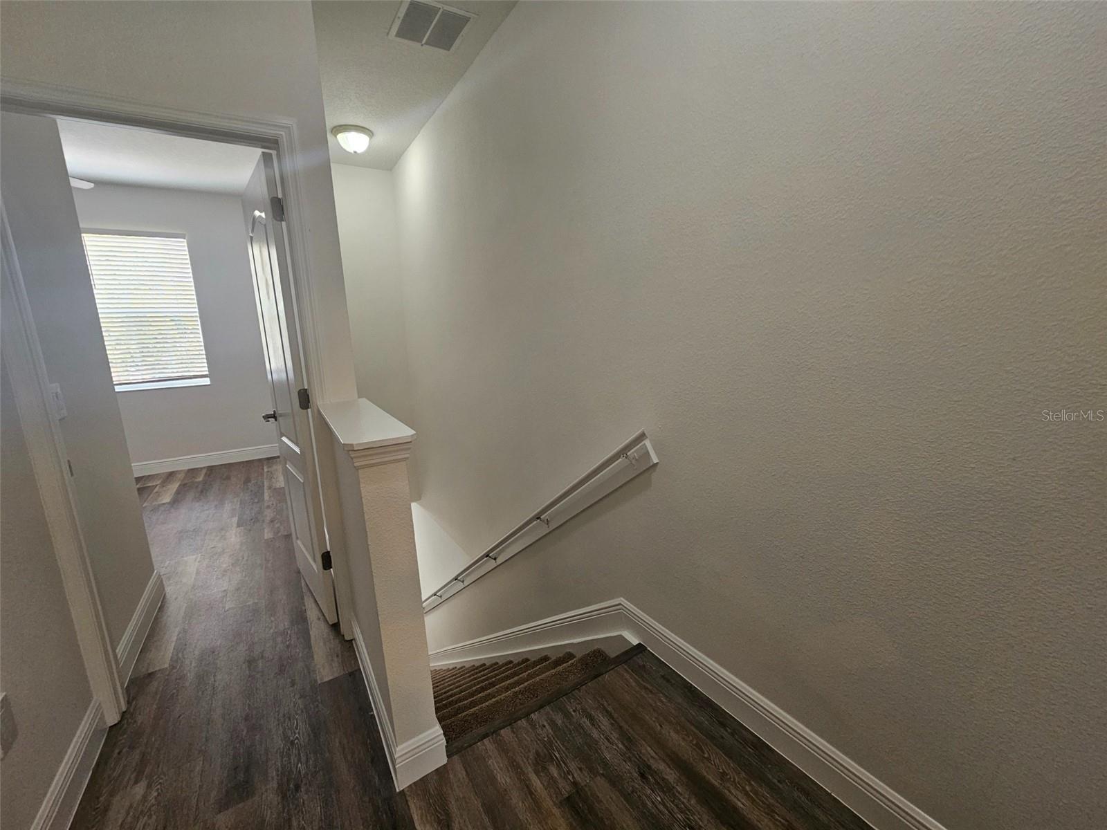 Image 5 of 24 For 136 Weymouth Drive