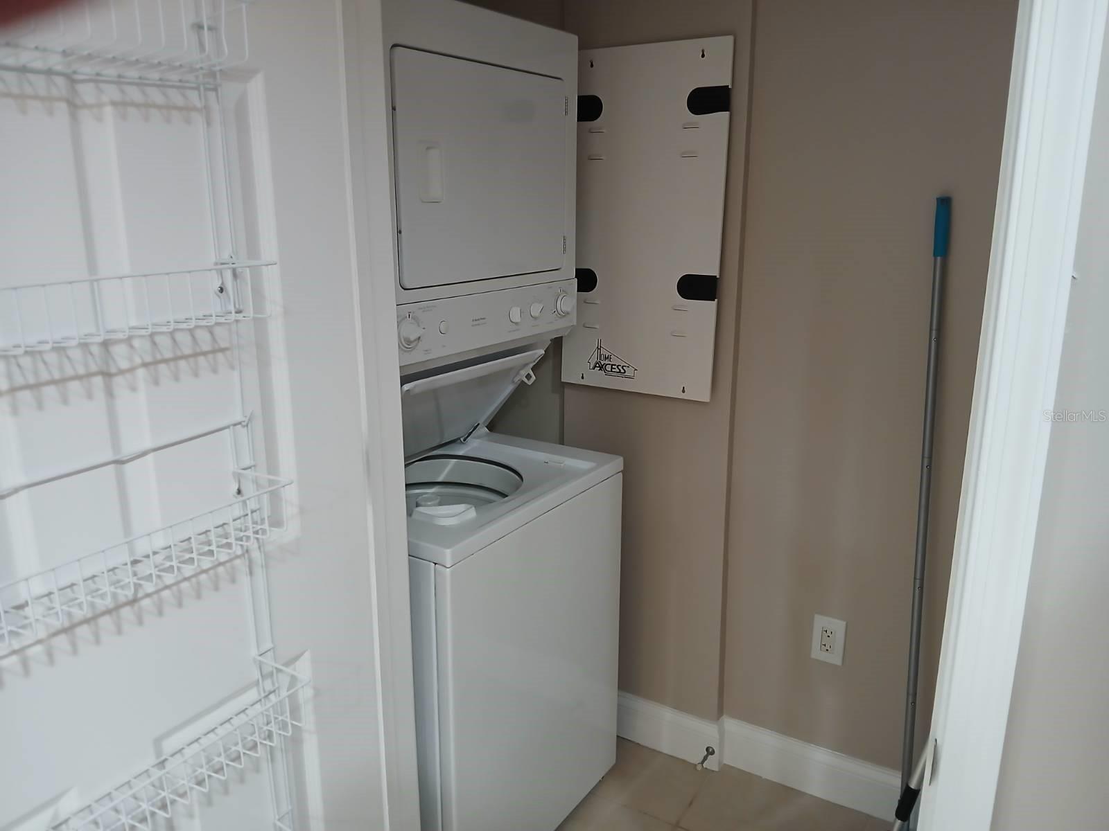 Image 12 of 24 For 231 Riverside Drive 308-1