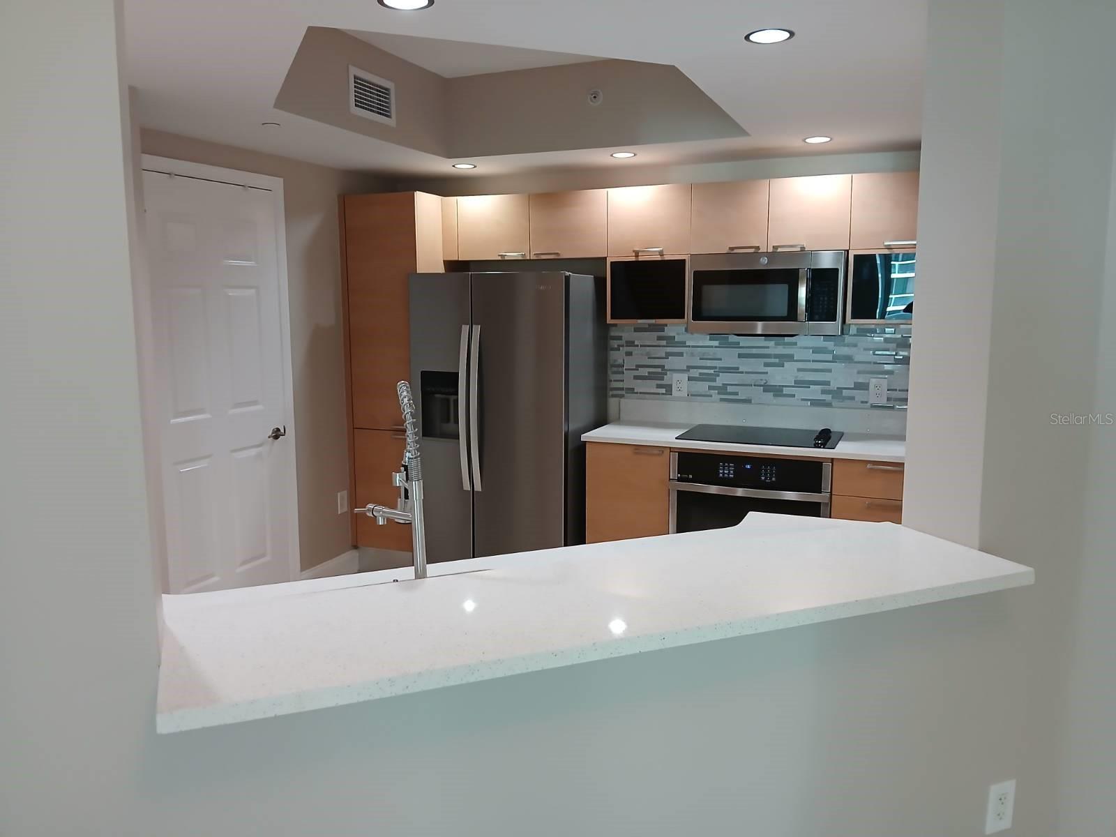 Image 9 of 24 For 231 Riverside Drive 308-1