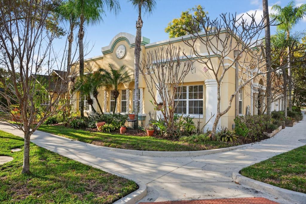 Image 28 of 89 For 548 Hyer Avenue