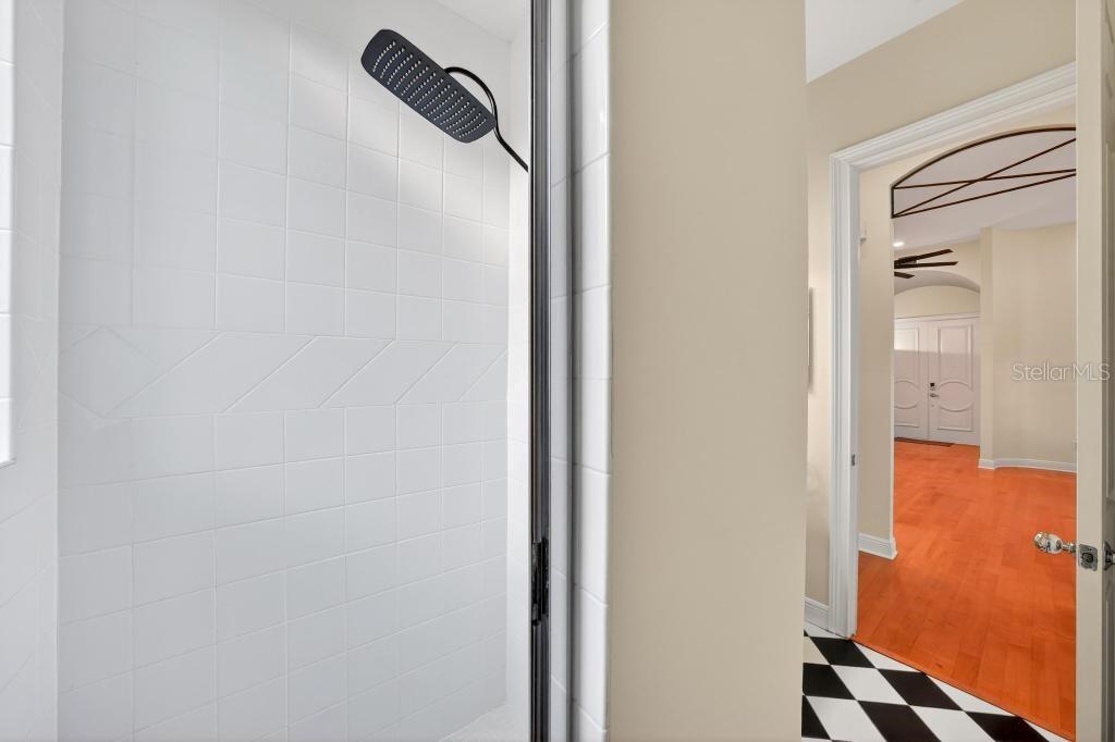 Image 42 of 89 For 548 Hyer Avenue