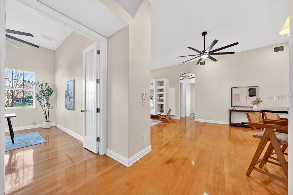 Image 54 of 89 For 548 Hyer Avenue