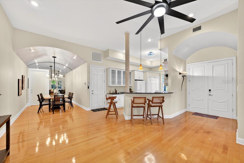 Image 59 of 89 For 548 Hyer Avenue