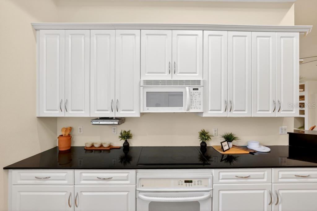 Image 64 of 89 For 548 Hyer Avenue