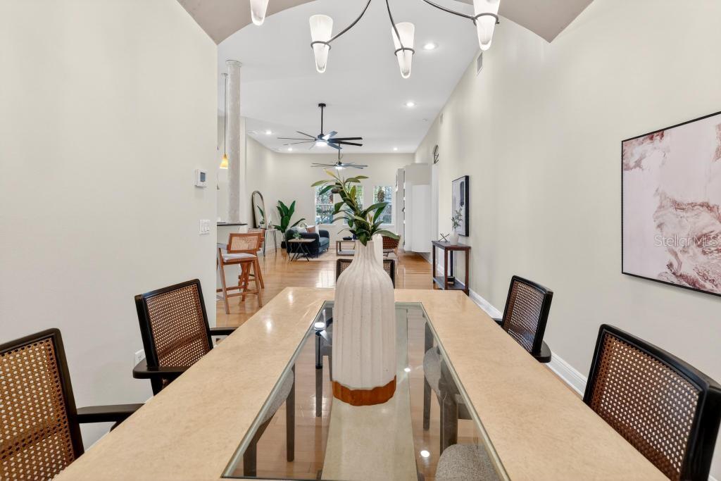 Image 7 of 89 For 548 Hyer Avenue