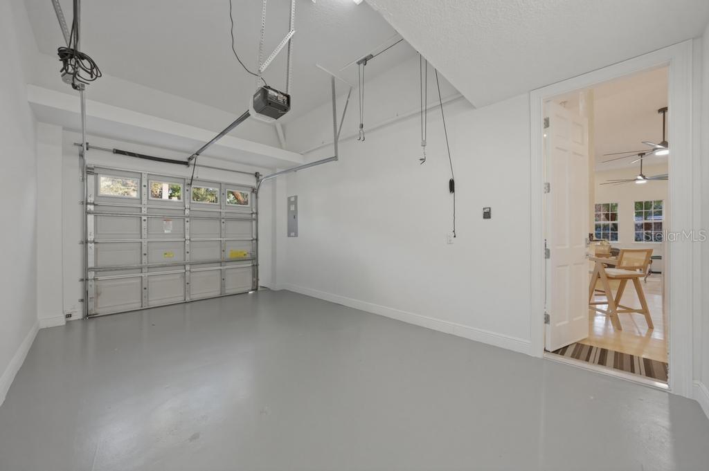 Image 81 of 89 For 548 Hyer Avenue