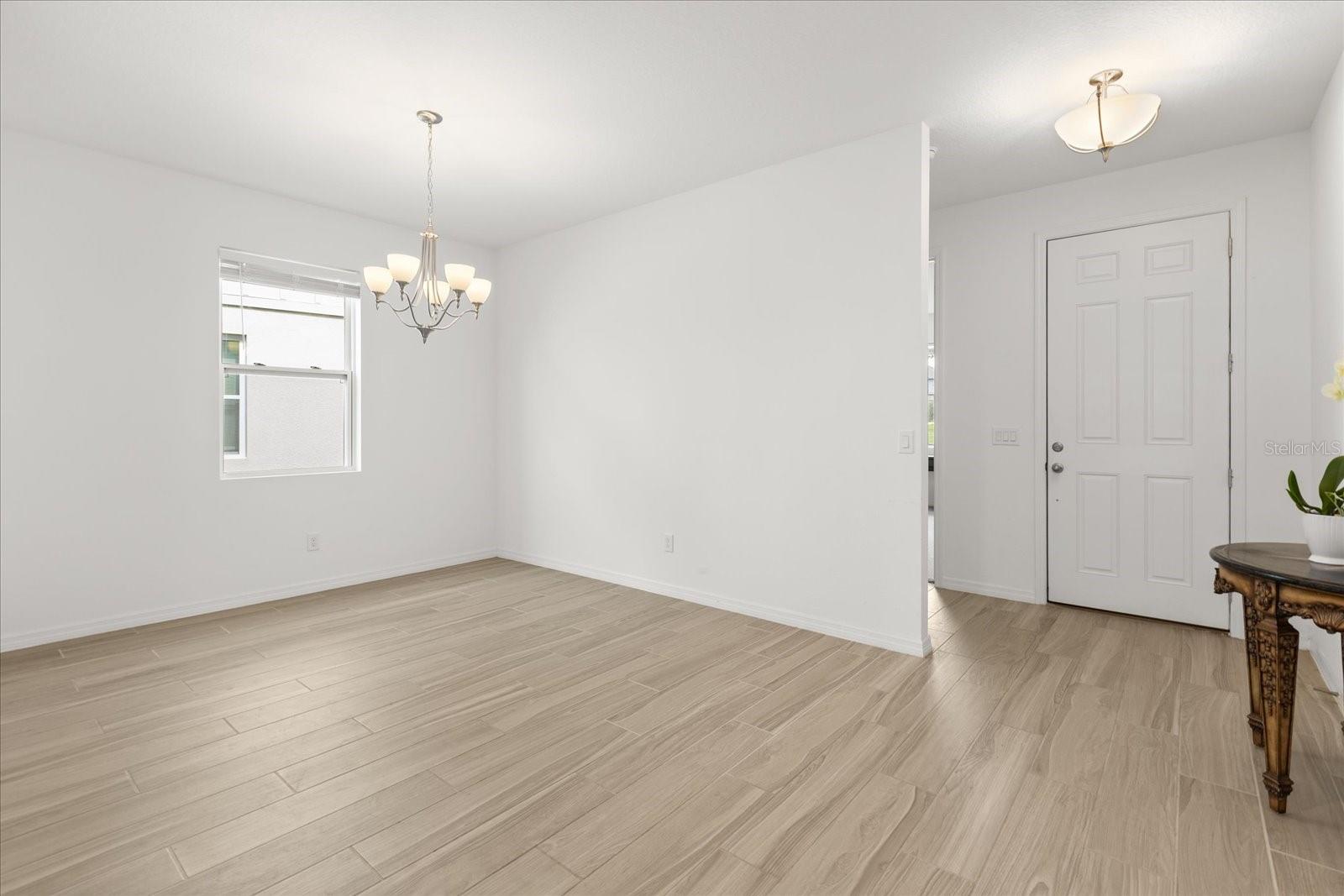 Image 17 of 48 For 2302 Gold Dust Drive