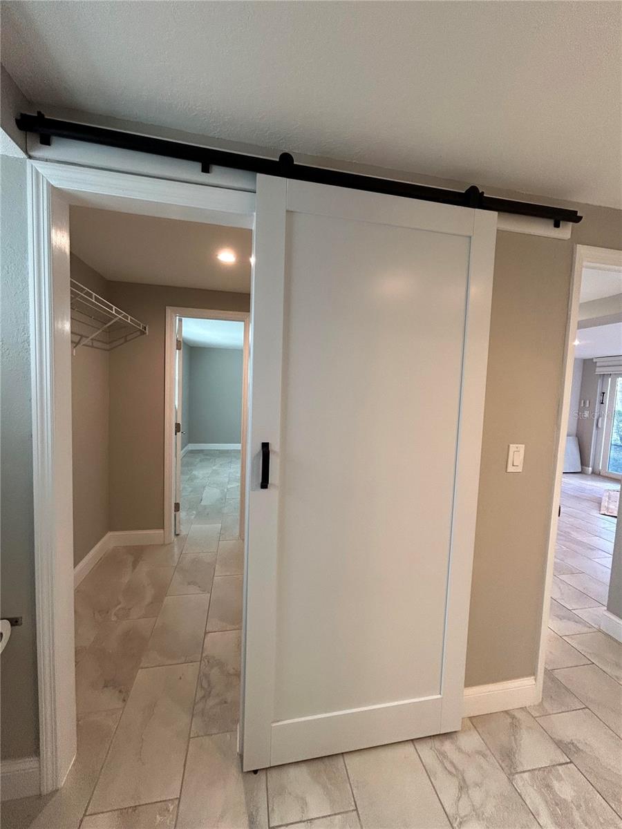 Image 17 of 33 For 8802 Bay Pointe Drive 102