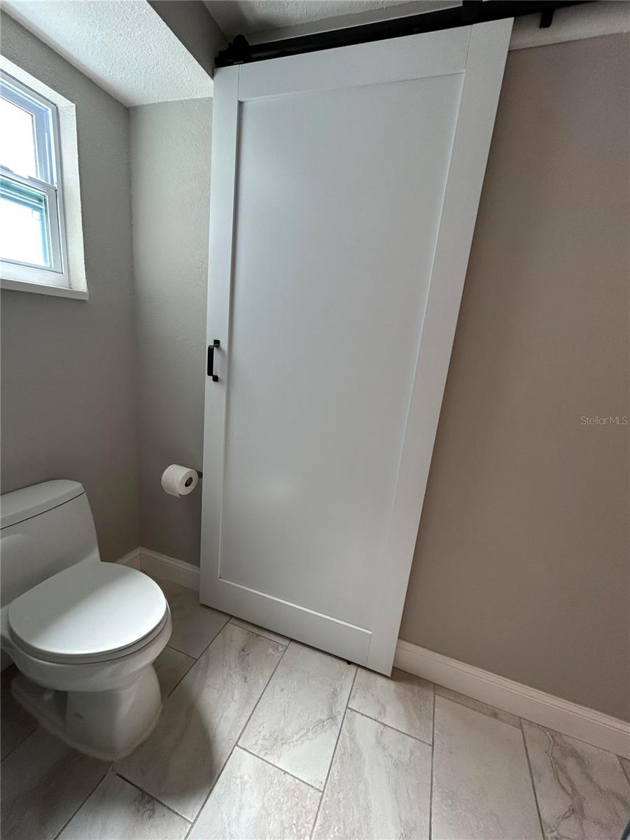 Image 18 of 33 For 8802 Bay Pointe Drive 102