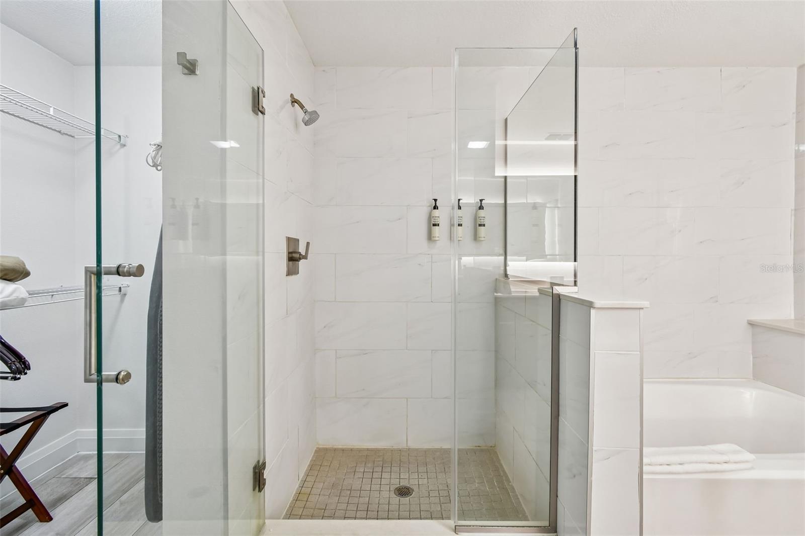 Image 18 of 30 For 14501 Grove Resort Ave 3621