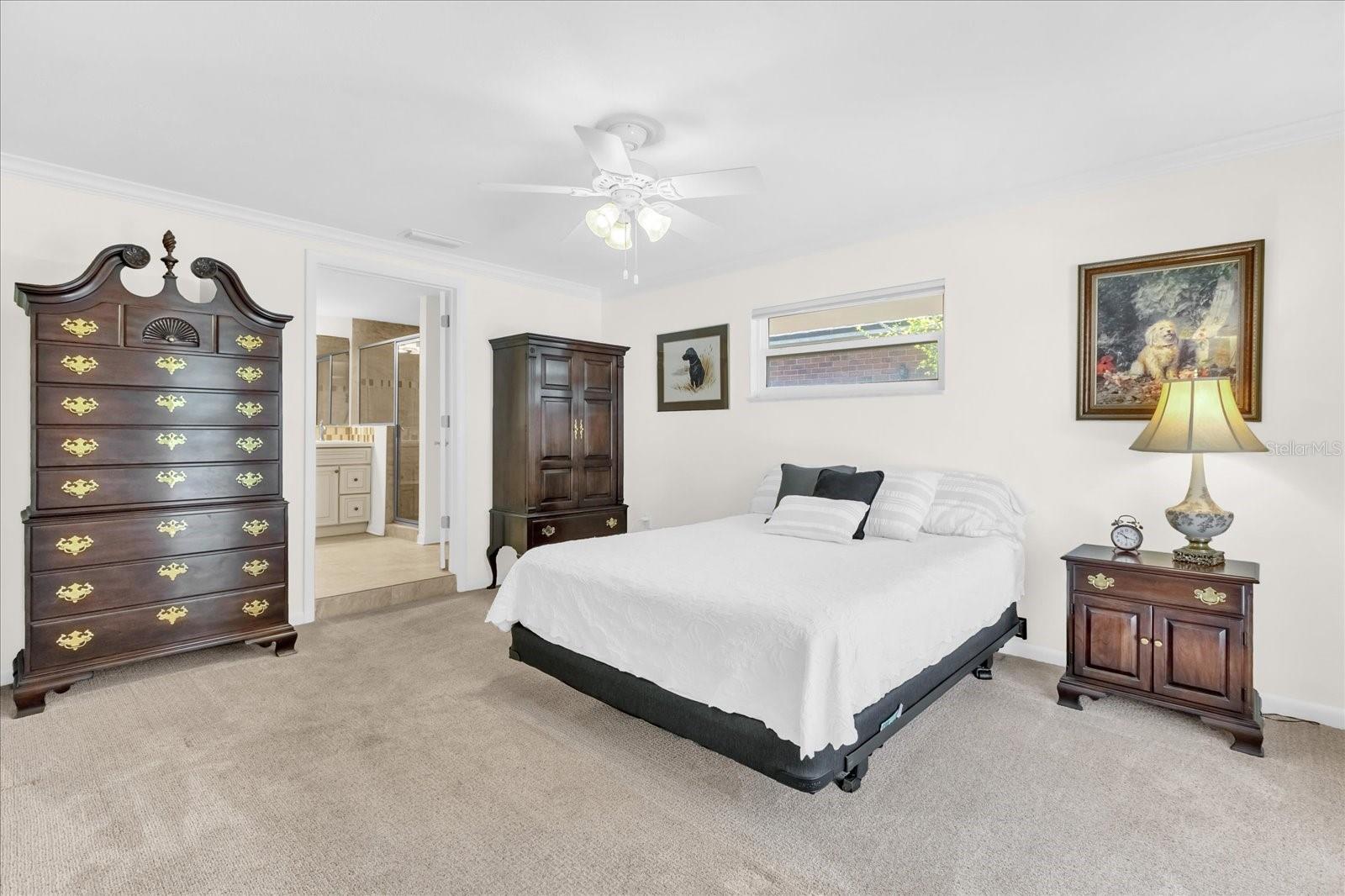 Image 16 of 34 For 649 Berwick Drive