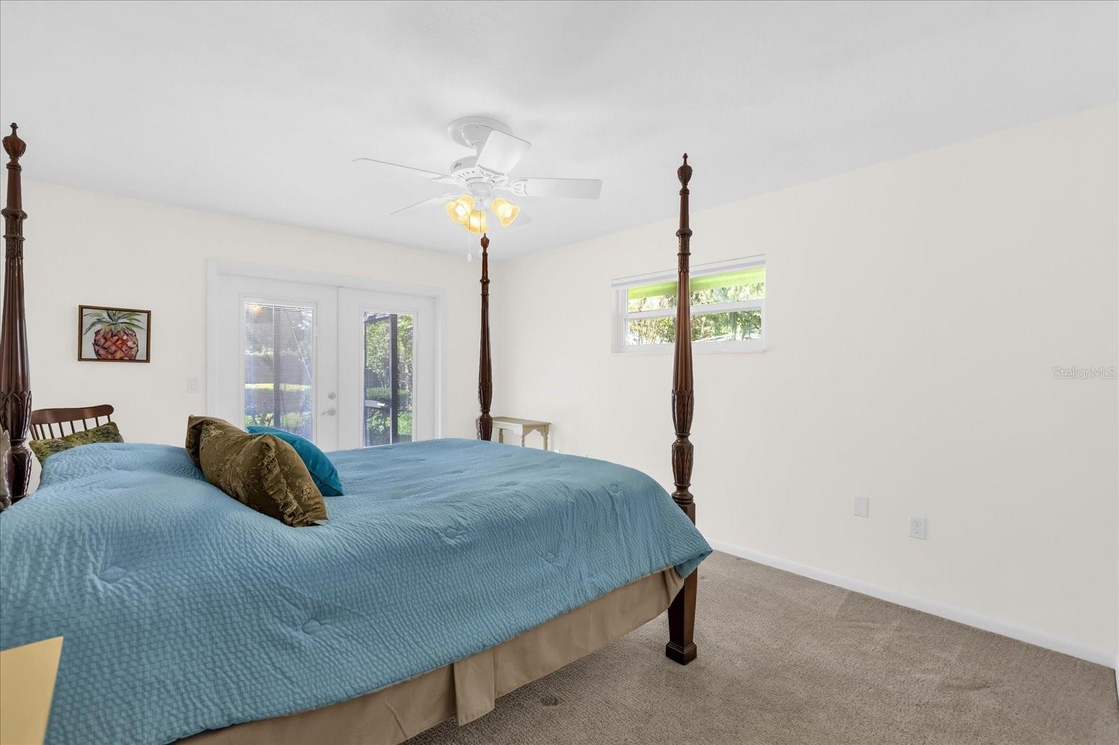 Image 21 of 34 For 649 Berwick Drive