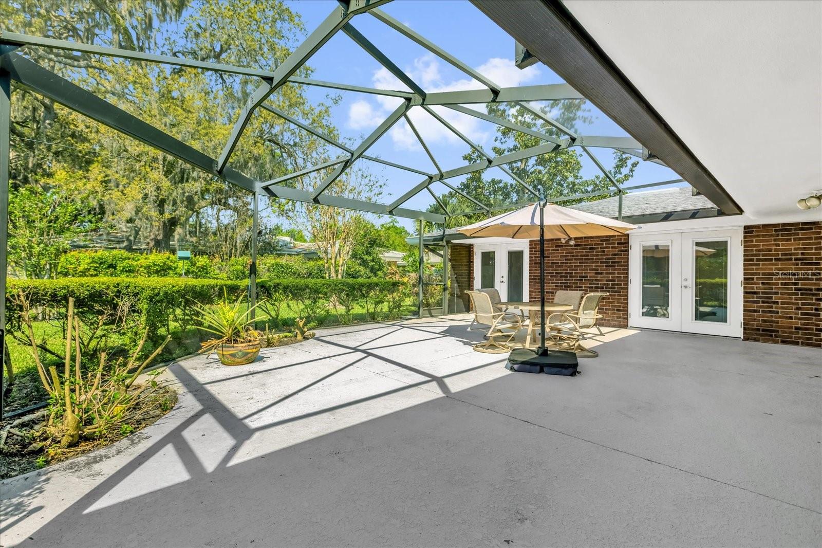 Image 29 of 34 For 649 Berwick Drive