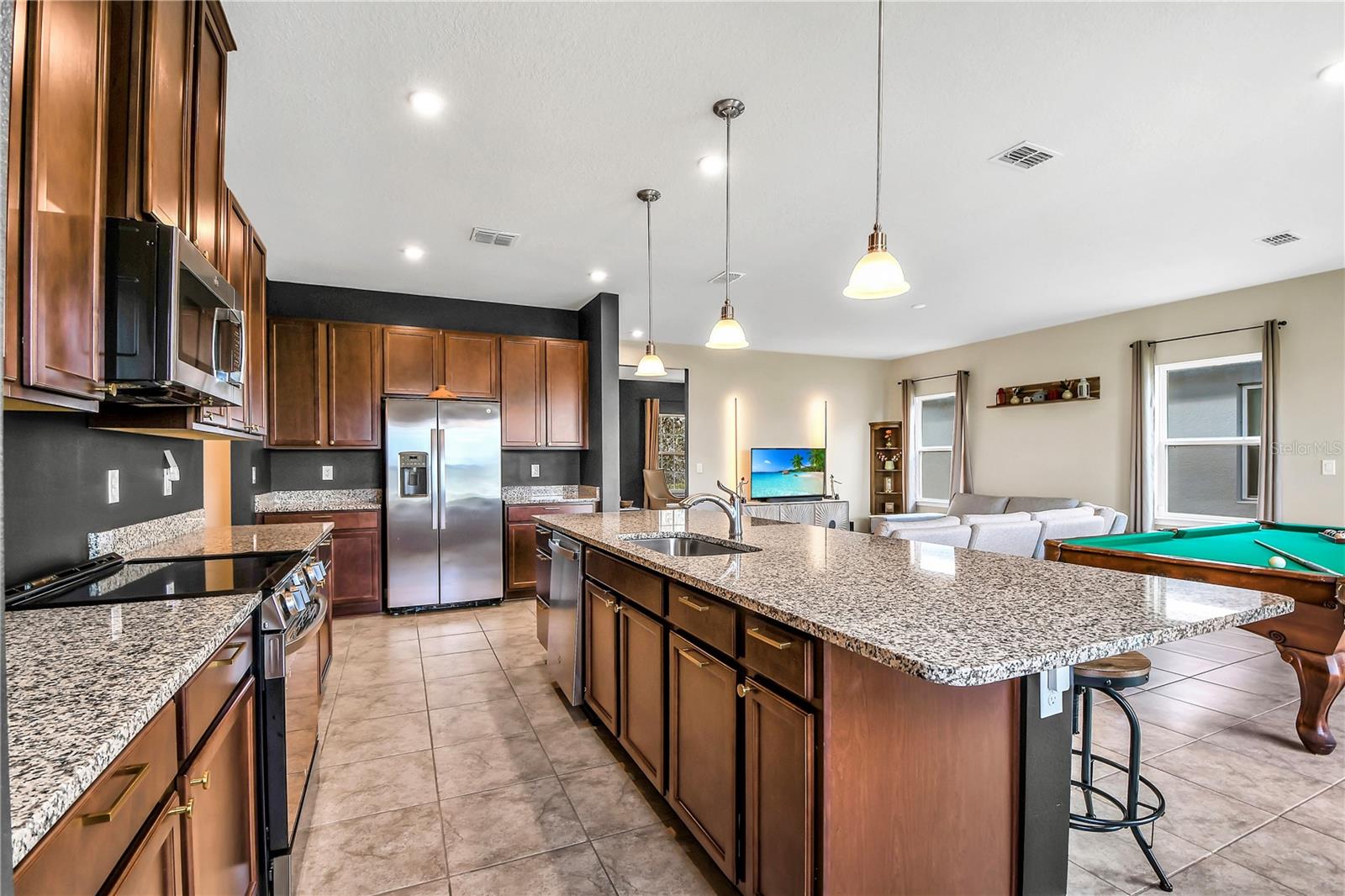 Image 10 of 43 For 3005 Slough Creek Drive