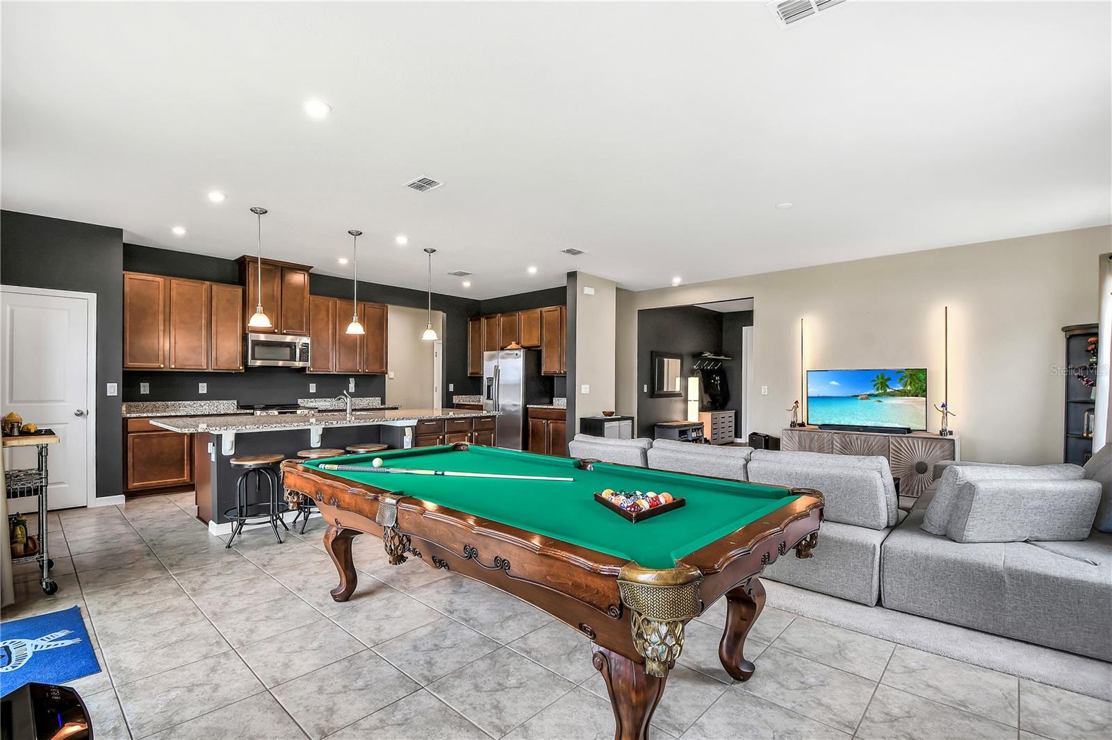 Image 18 of 43 For 3005 Slough Creek Drive