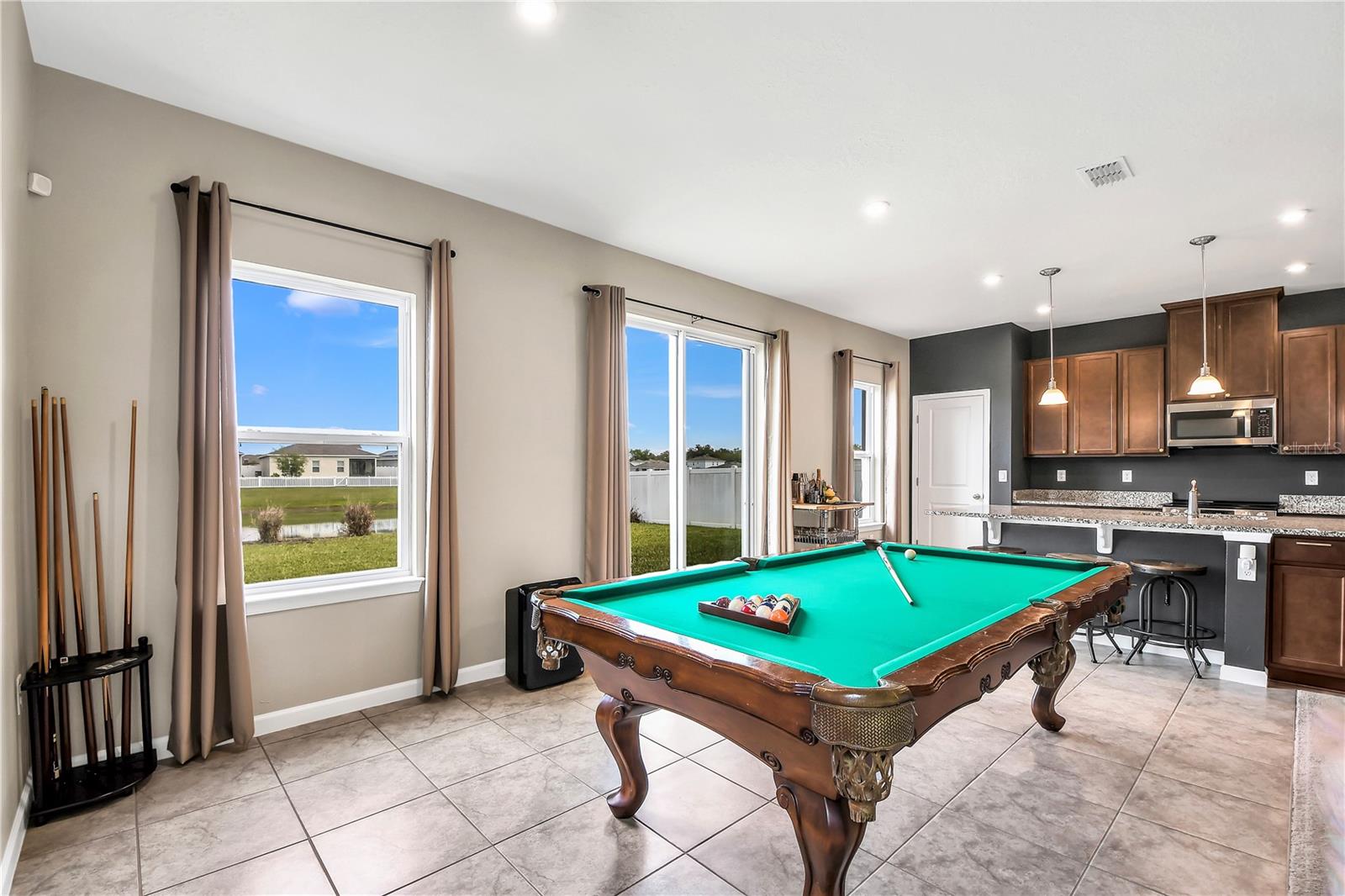 Image 19 of 43 For 3005 Slough Creek Drive